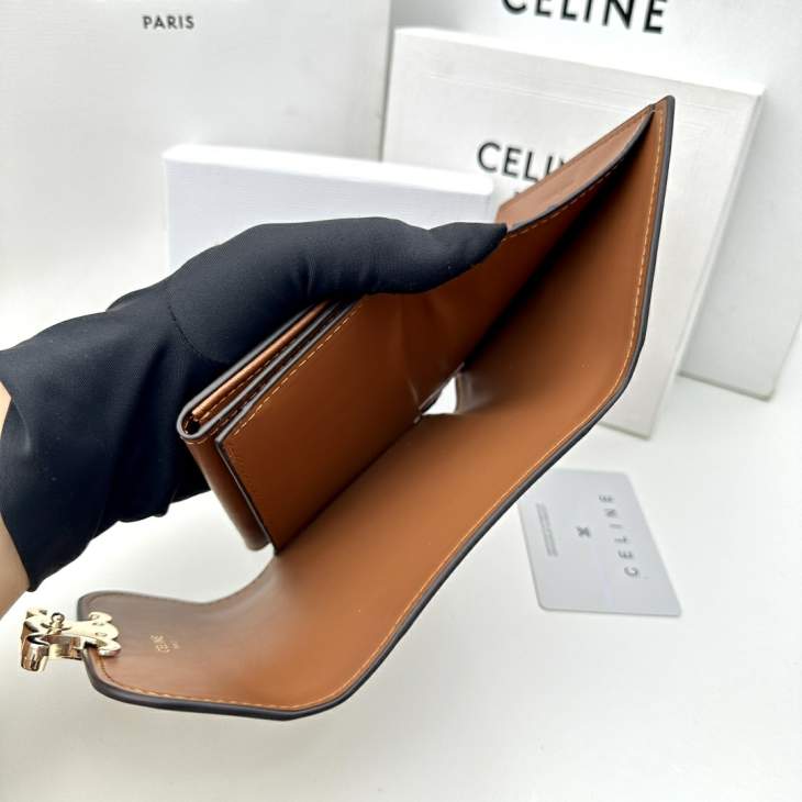 Picture of Celine Wallets _SKUfw225667932fw